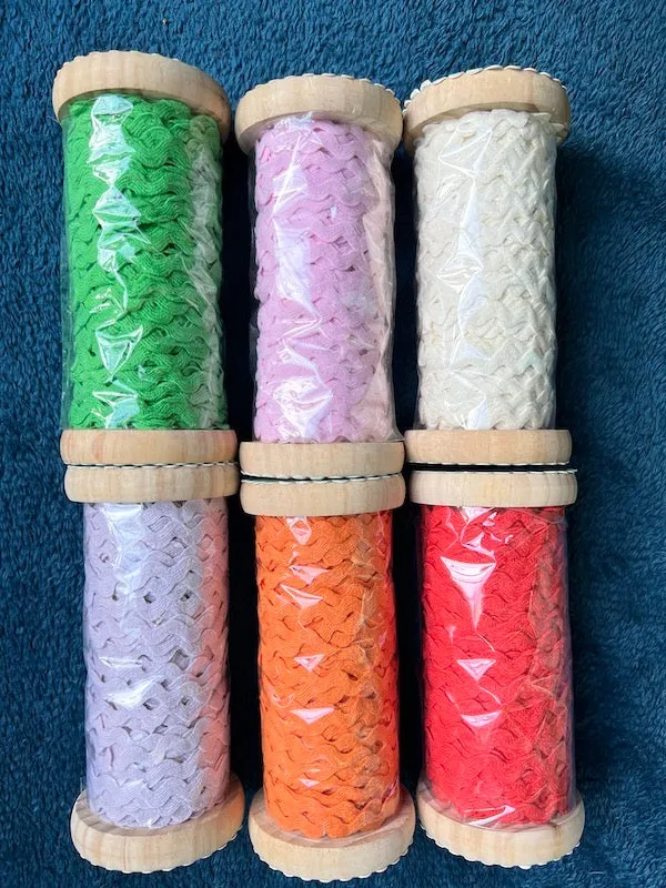 20 Metres 1cm Wide RicRac - Choice of Colours