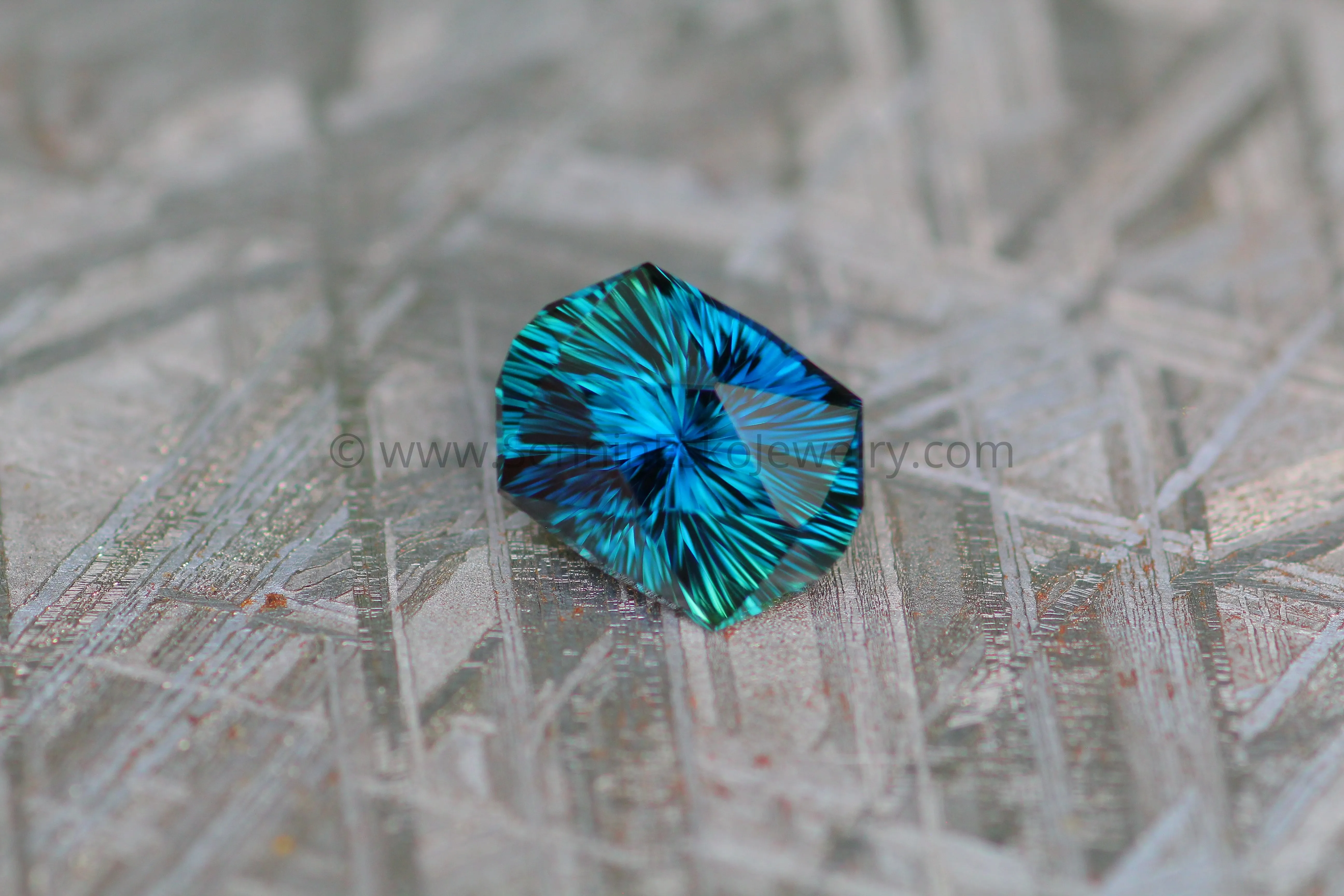 2.6 carat Parti Blue/Green Sapphire Shield - Fantasy Cut, 9.6x7.1mm