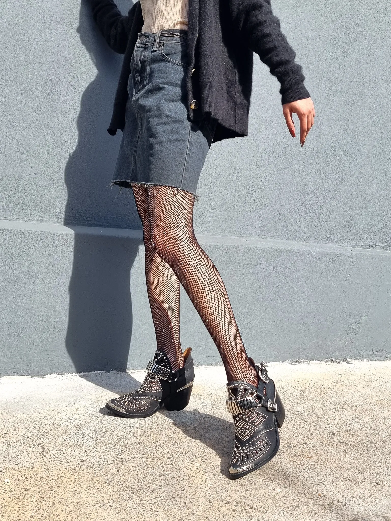 CALHOUN BLACK