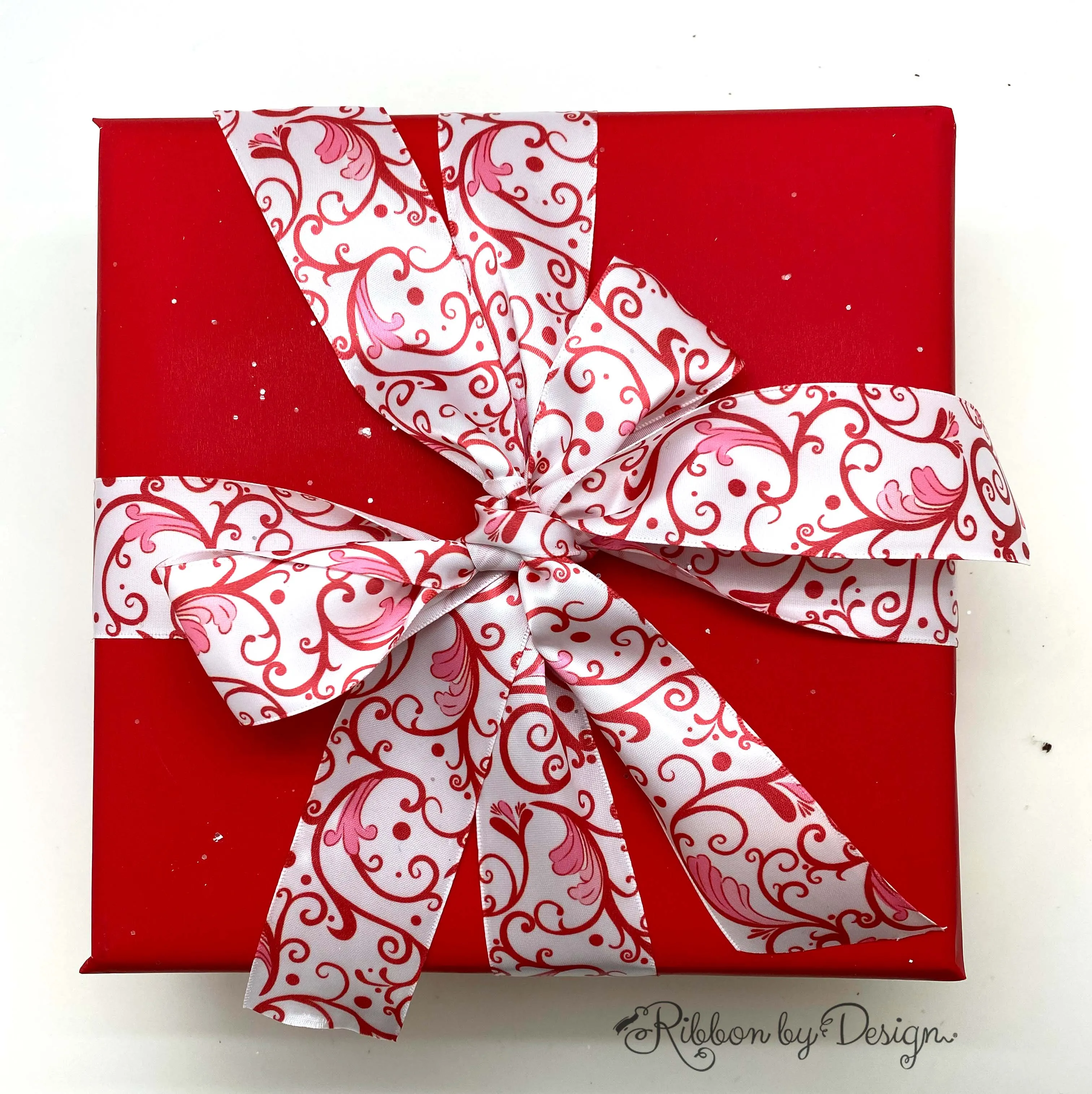 Chinese ginger Jar Chinoiserie red and white for Valentine printed on 1.5" white satin