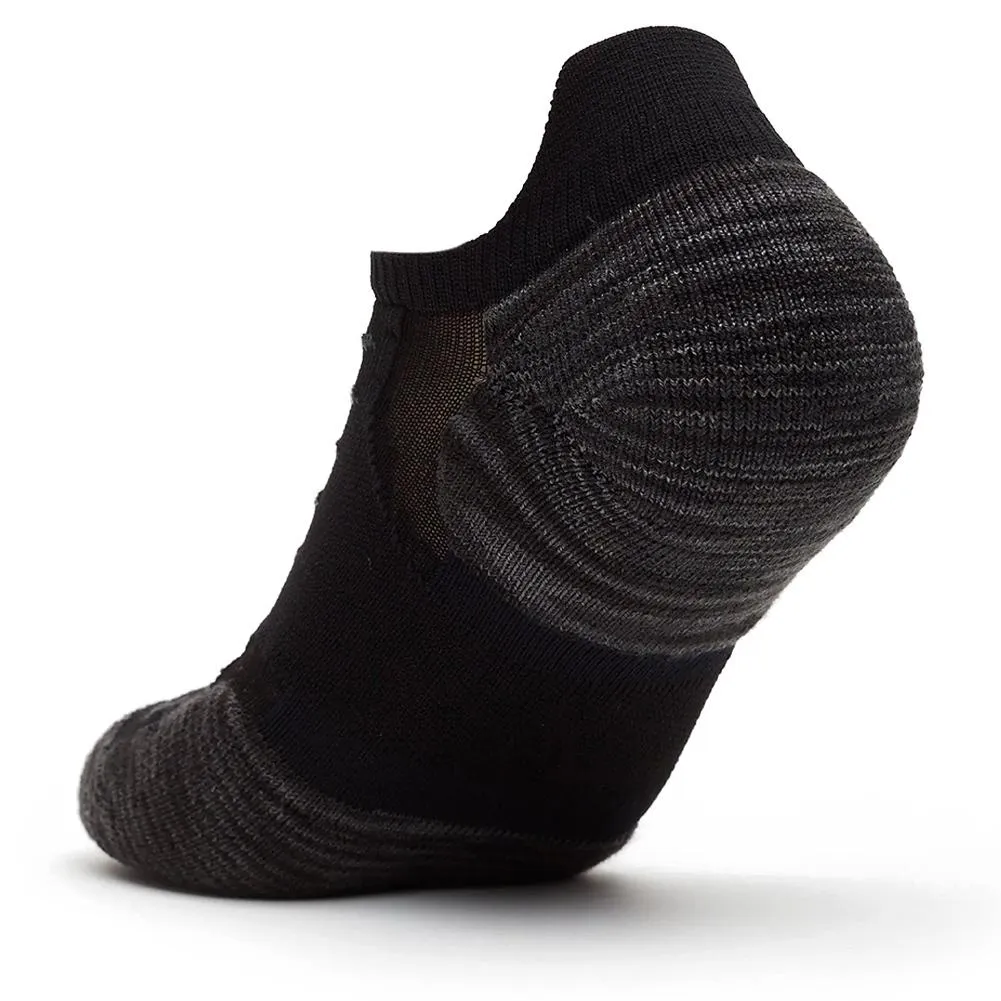 TECHFIT Light Cushion No Show Tab Rocket Grip Tennis Socks Black